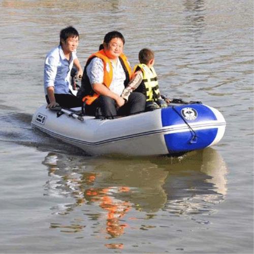 北京救援漂流船